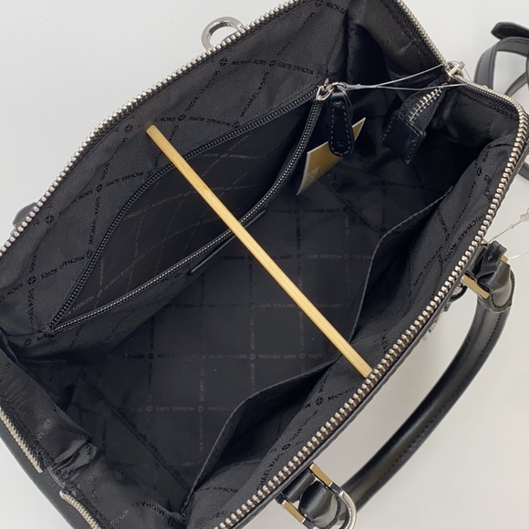 MICHAEL KORS CHARLOTTE LARGE SATCHEL BLACK - Picture 12 of 15